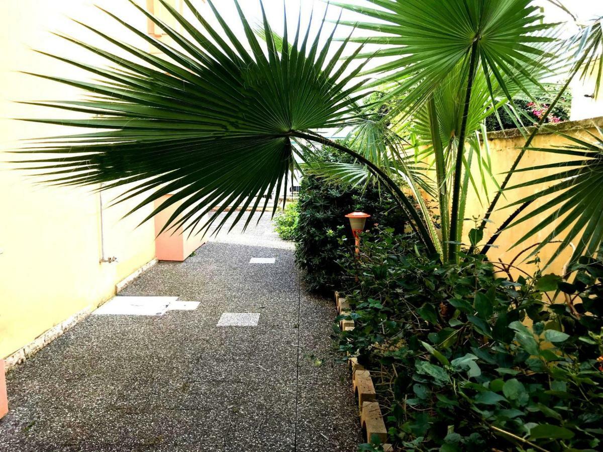 Appartamento Con Giardino Sul Mare Gallipoli Exterior foto